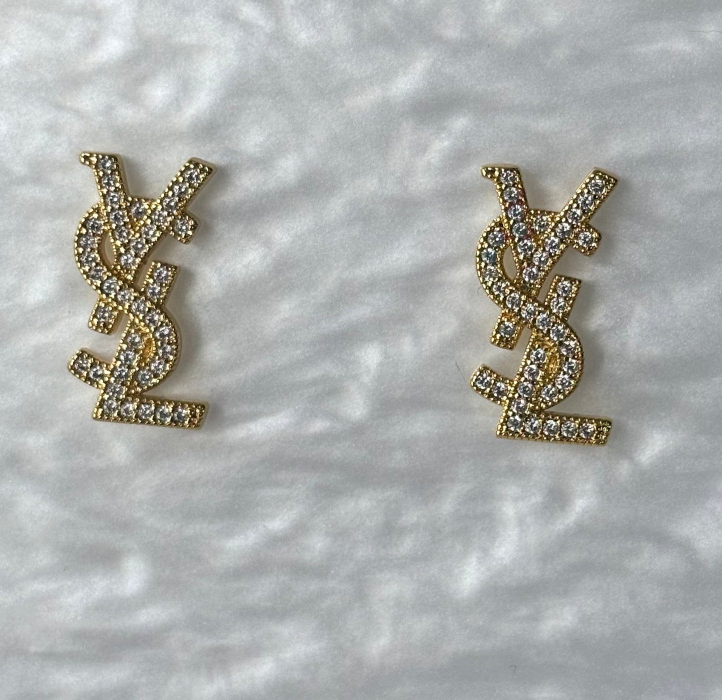 Boucles d’oreille Y strassy