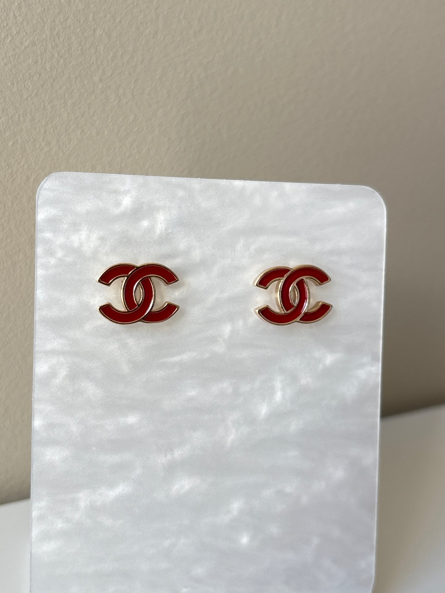 Boucle d’oreille bordeaux