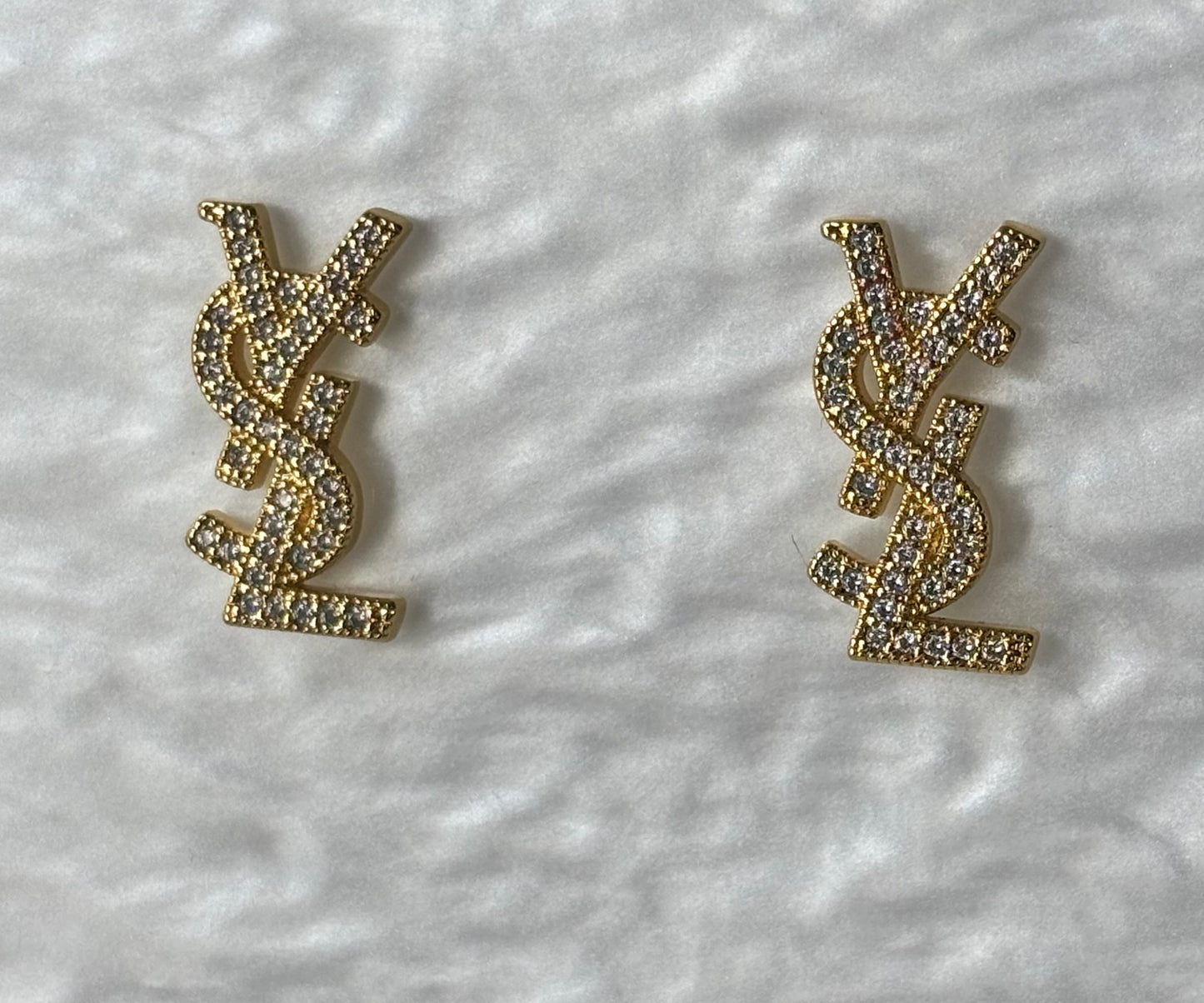 Boucles d’oreille Y strassy