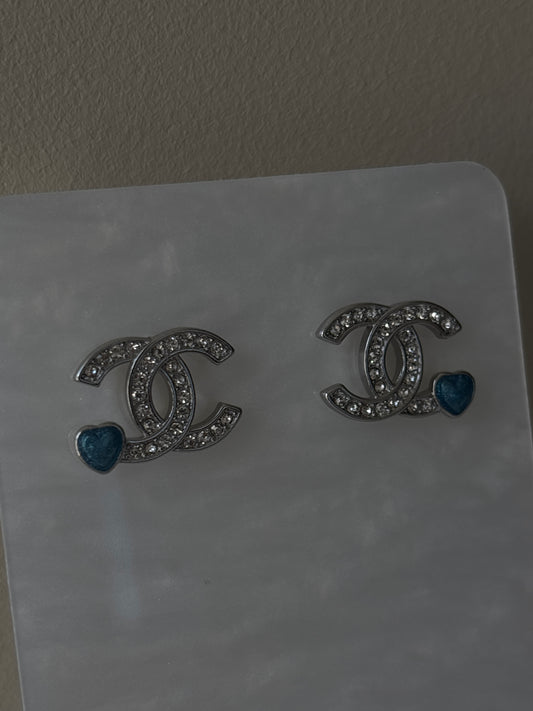 Boucle d’oreille argenté blue