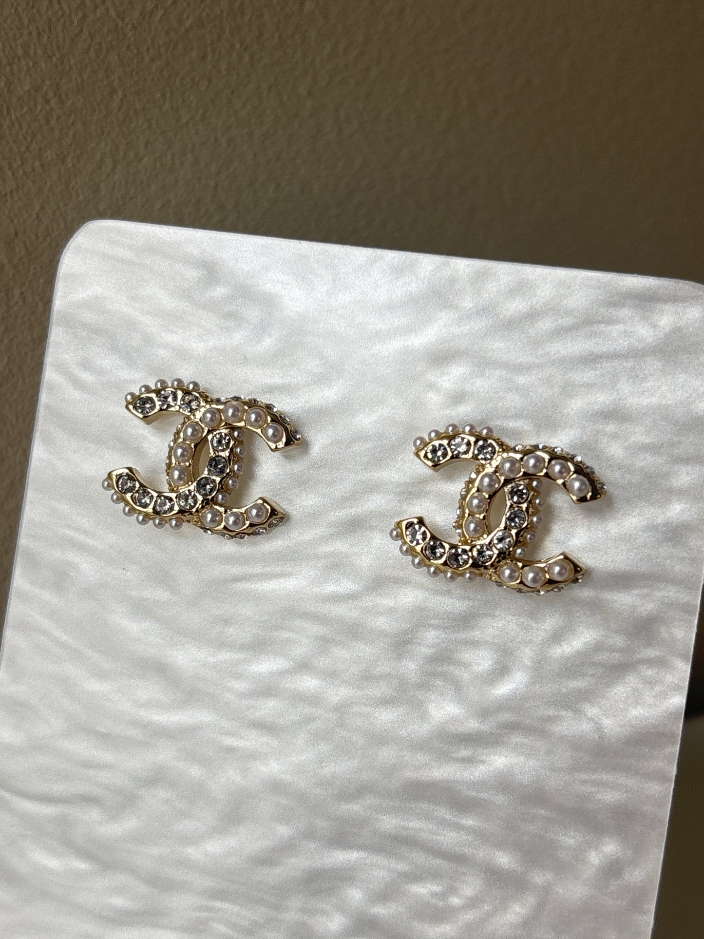 Boucles d’oreille strassy