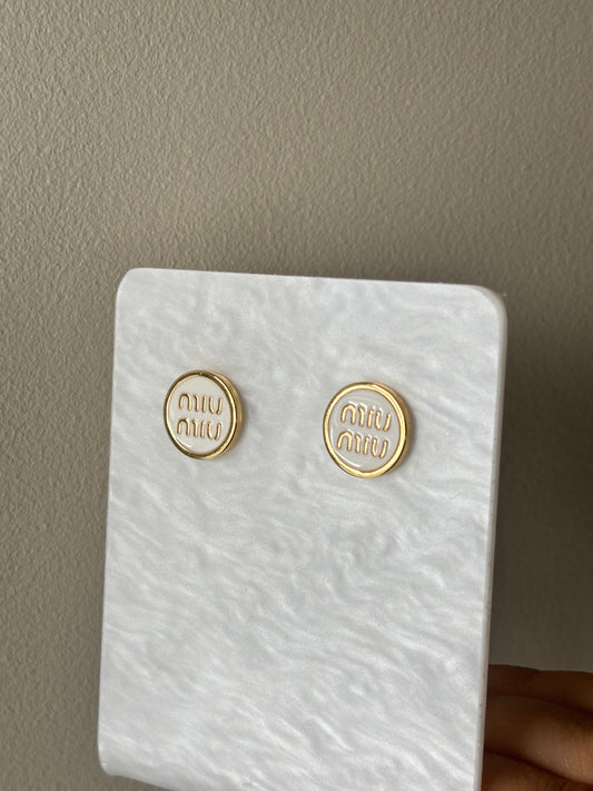 Boucles d’oreille miu White