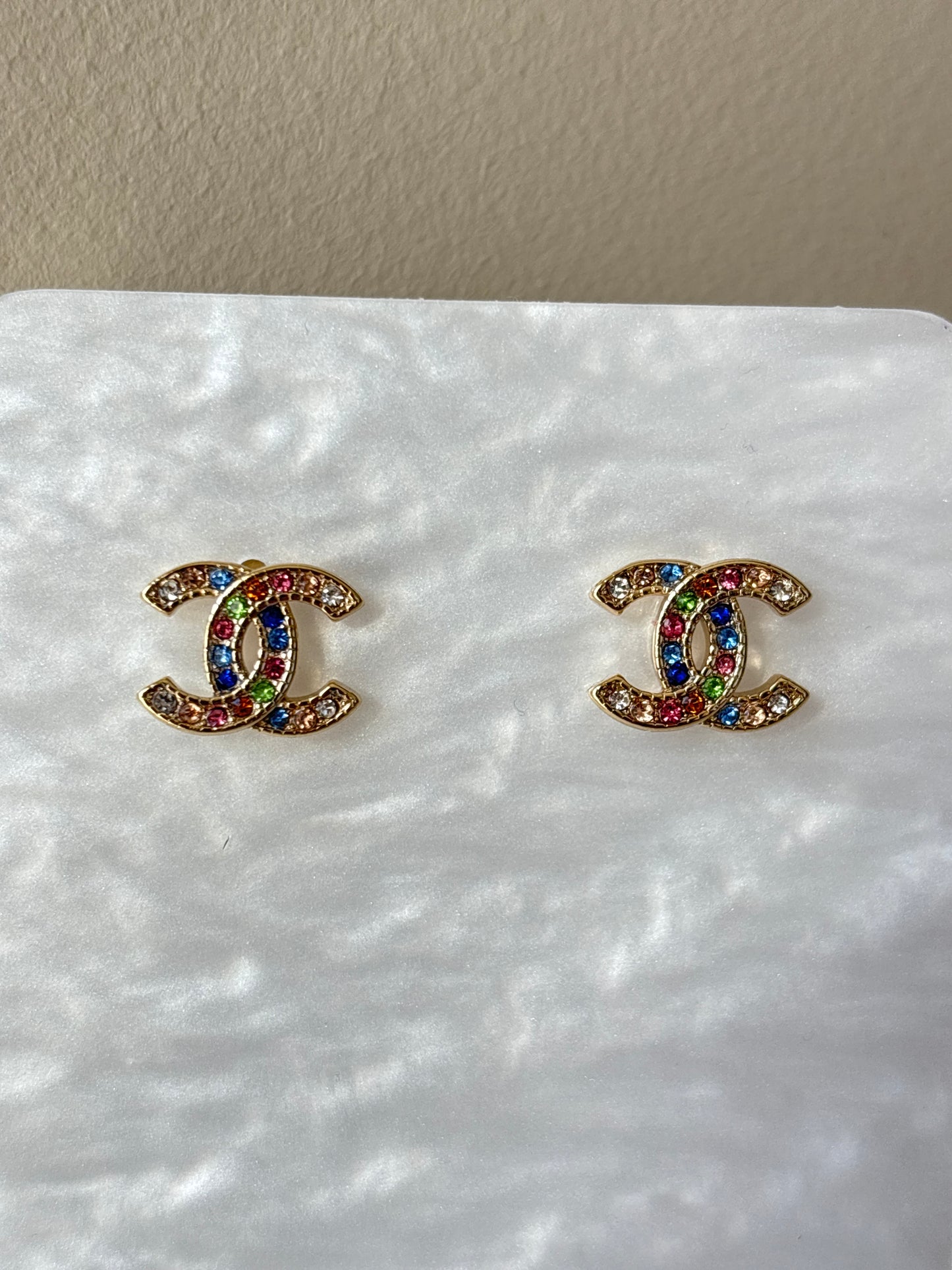 Boucle d’oreille multicolor